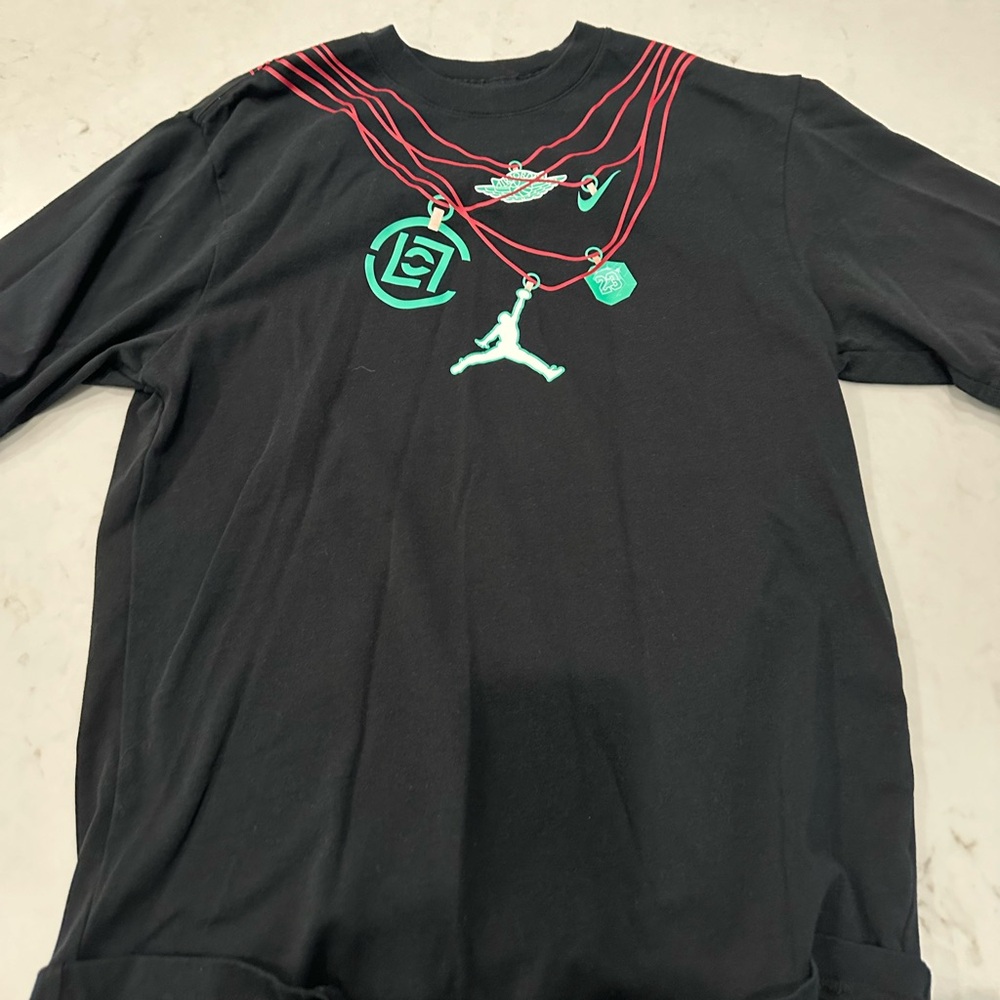 Excellent condition small men's jordan t shirt